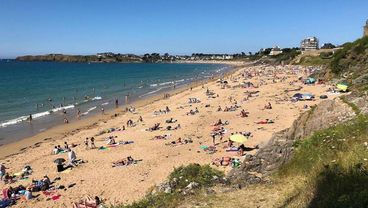 Veritable Maison De Vacances A 500 M Des Plages Saint-Malo Exterior photo